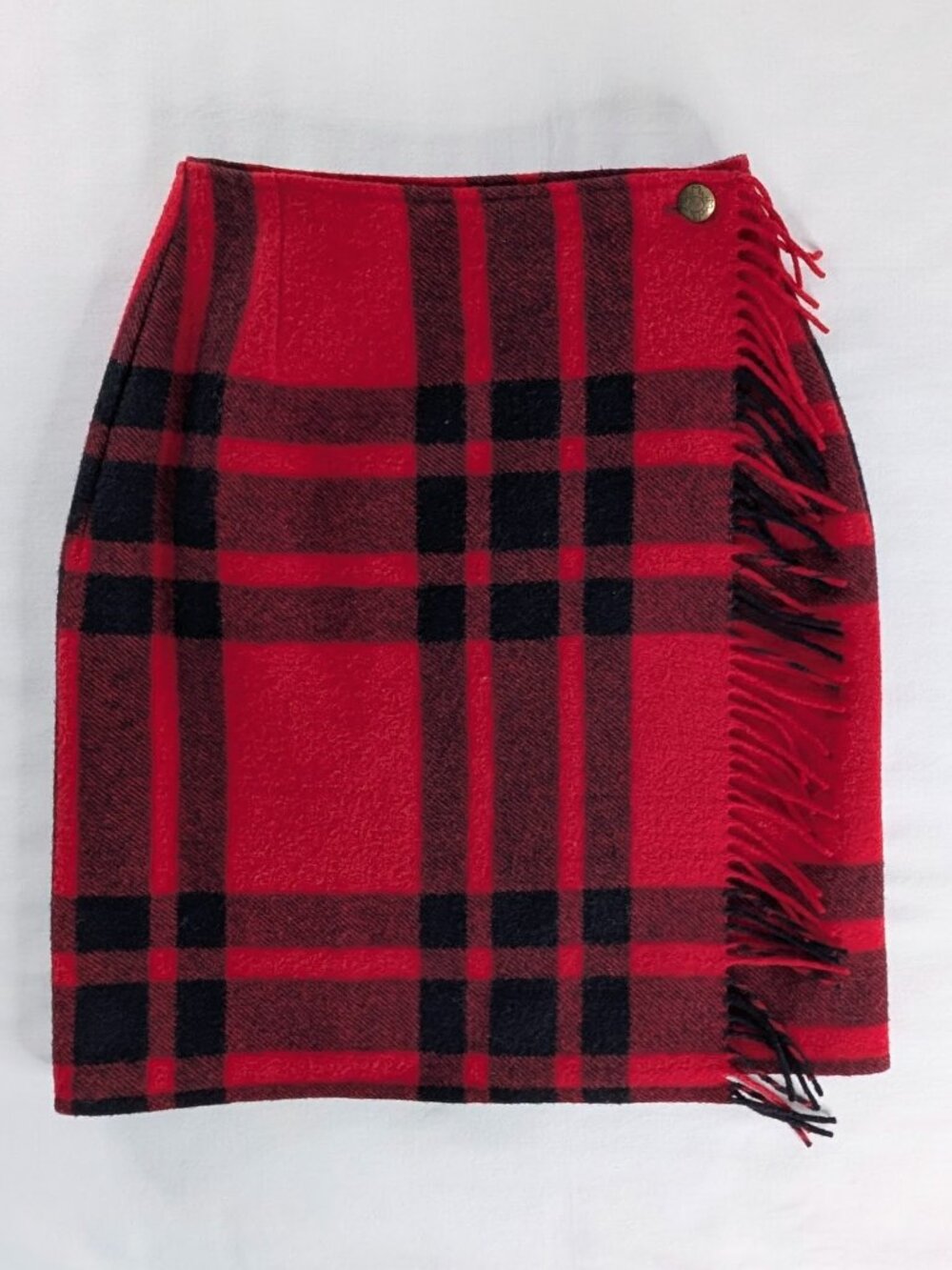 VTG Red Black Plaid Fringe Trim Metal Button Wrap Skirt Mini Skirt
